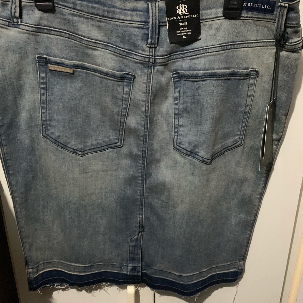 Rock & republic denim skirt - Picture 2 of 7